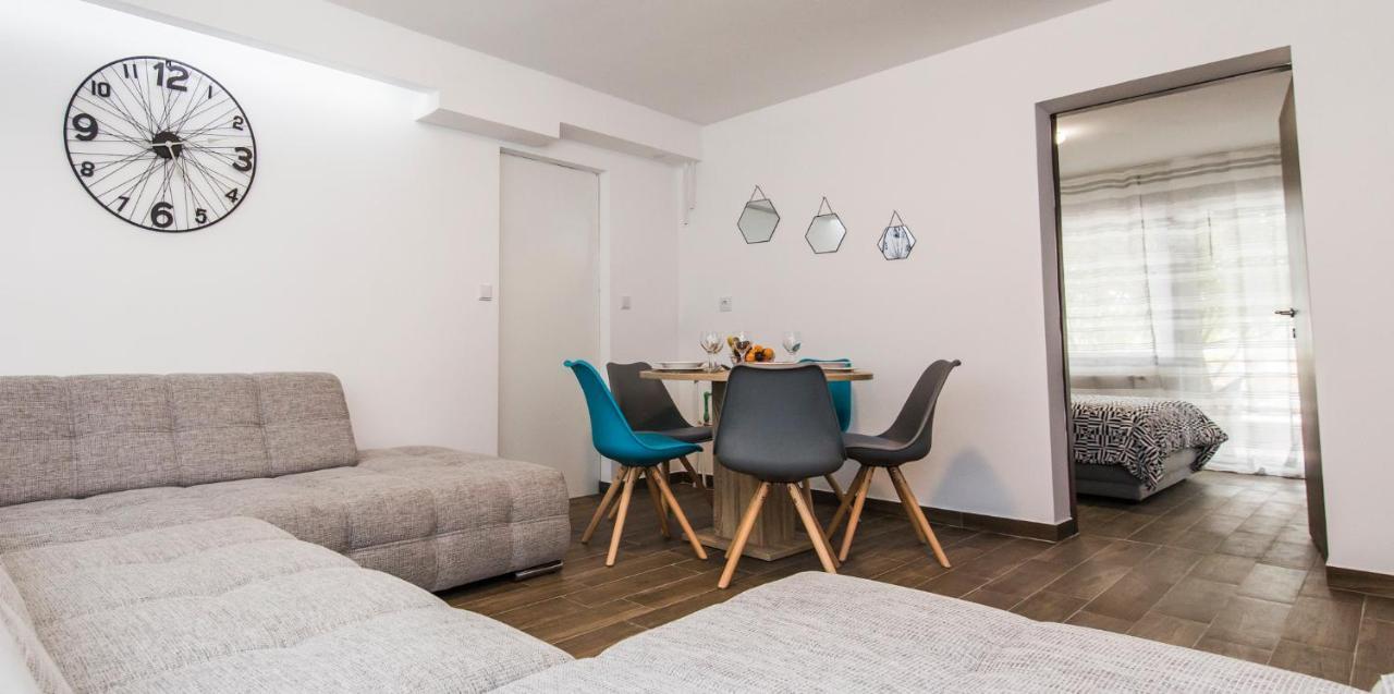 Apartmani Mabele Pag Town Zewnętrze zdjęcie